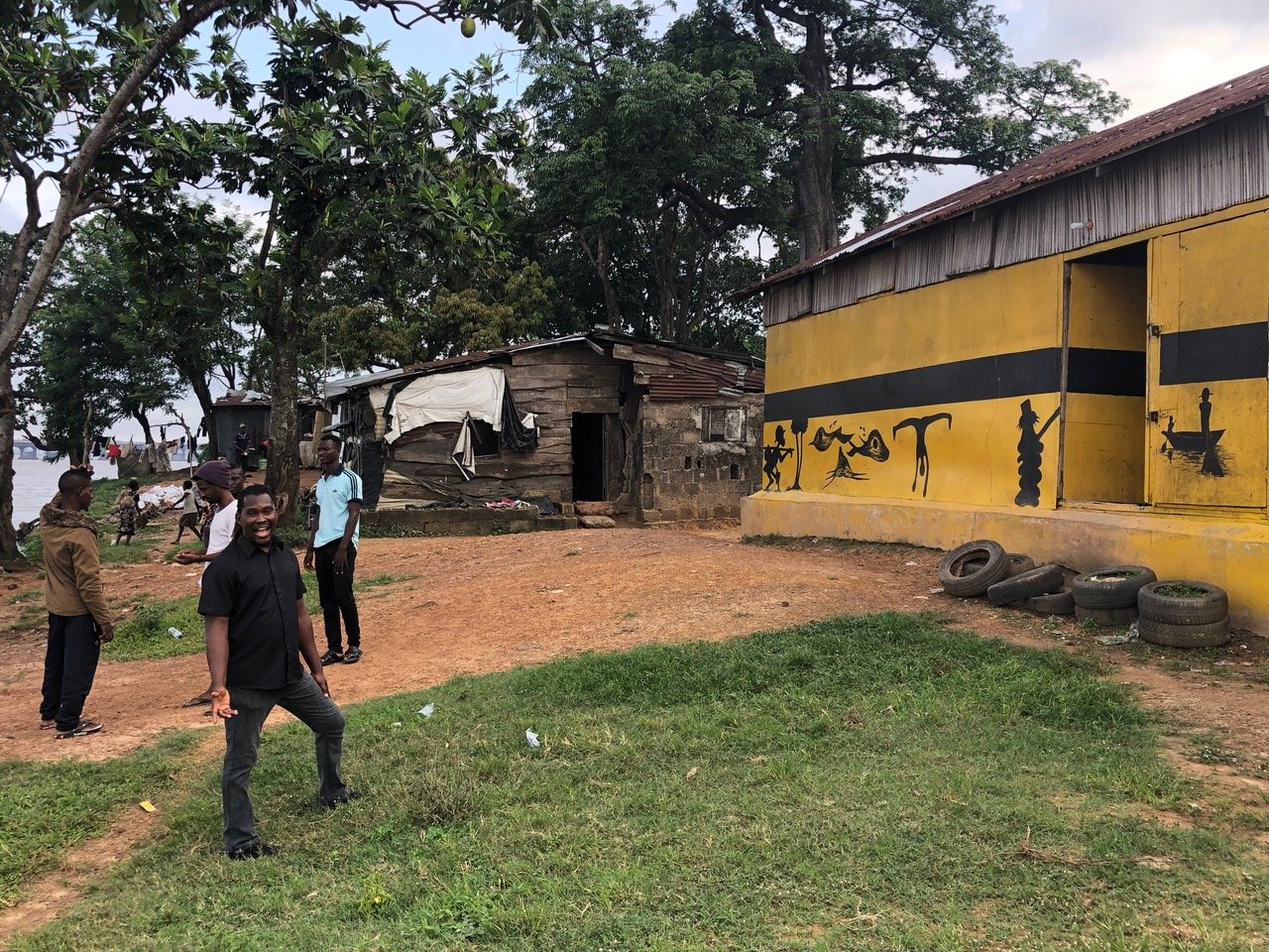 1. Approach to Vernacular Art-space Laboratory (VAL). Photo by author 2. Approach to Vernacular Art-space Laboratory (VAL). Photo by author 3. Adegbite in front of Vernacular Art-space Laboratory (VAL). Photo by author