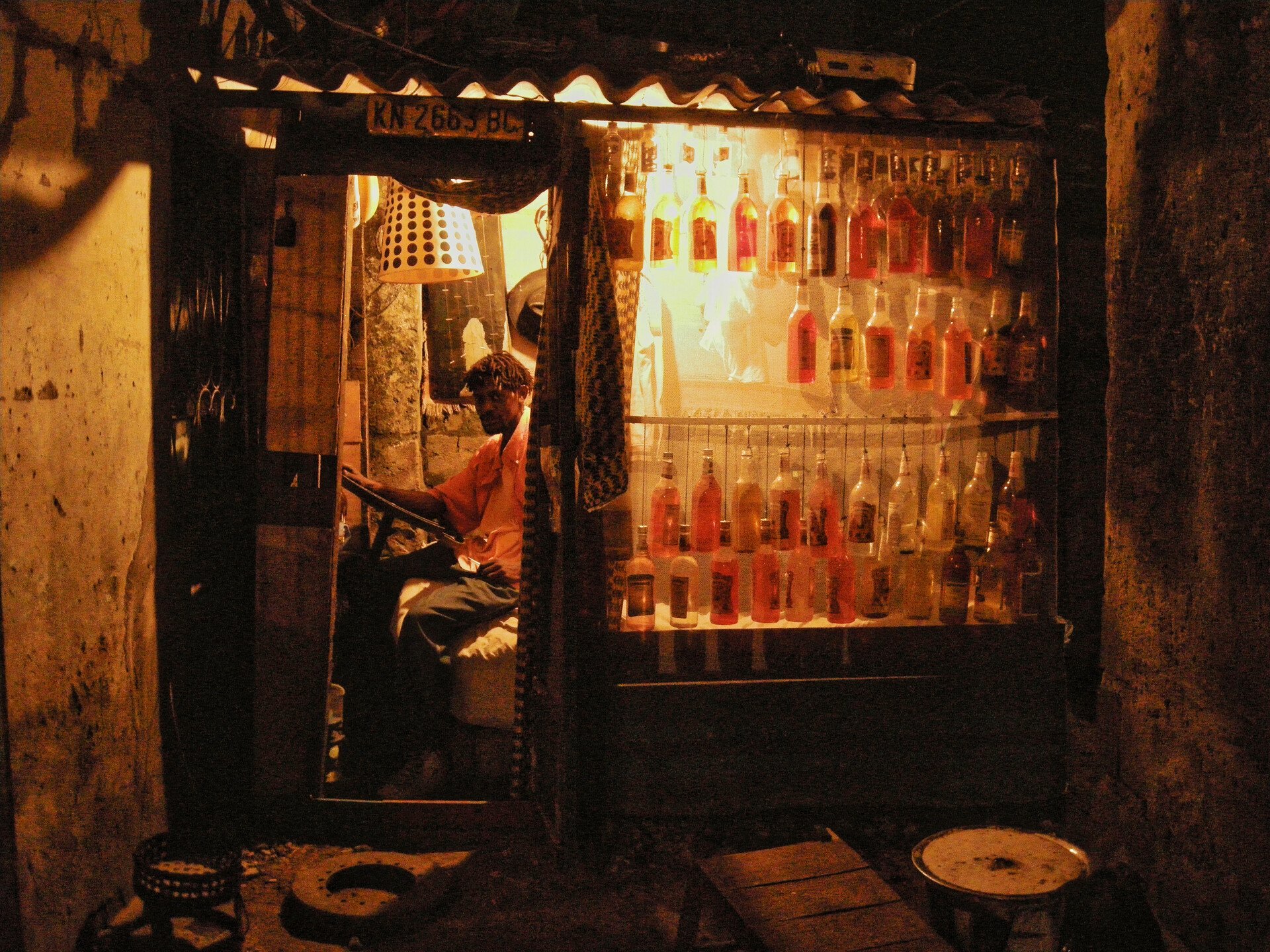 Bebson home space in Kinshasa, 2009. Image: Kongo Astronauts.
