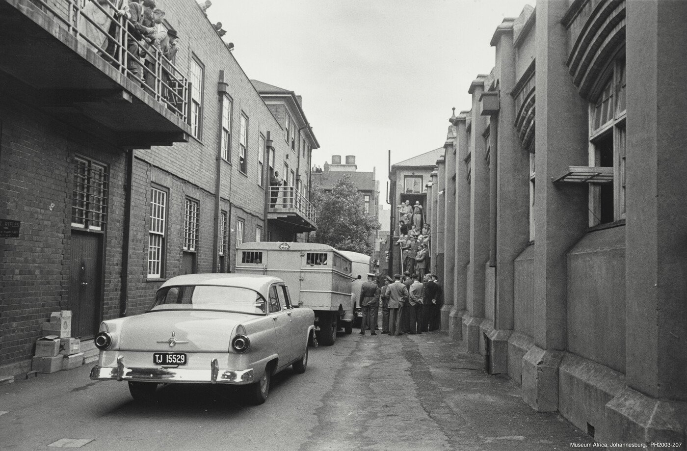 Photos of the Drill Hall in 1956 during the Treason Trial. Source: Museum Africa Archives.